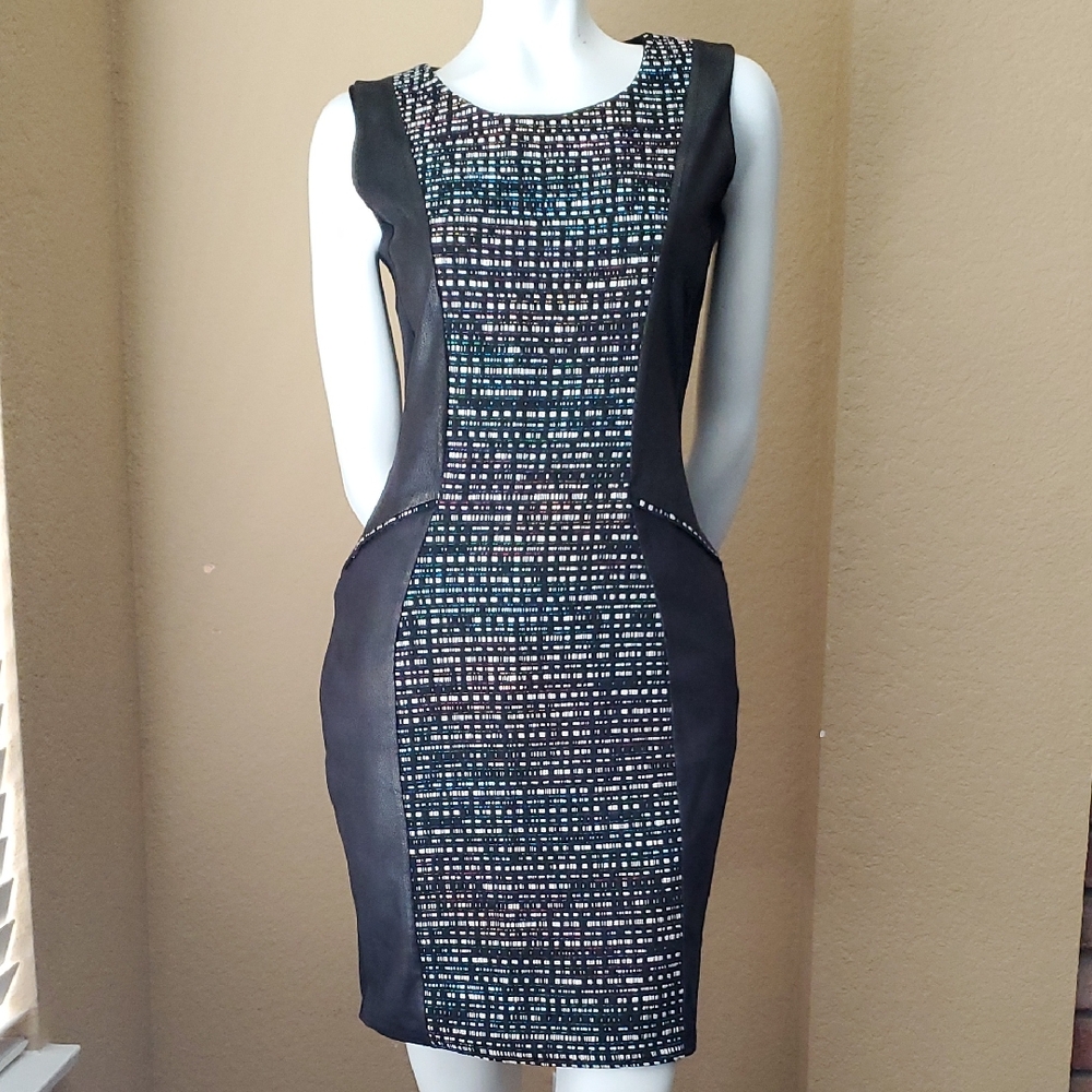 🆕️QUINZE HEURES TRENTE PARIS Black Multicolor Center Sleeveless Dress US SIZE:8
